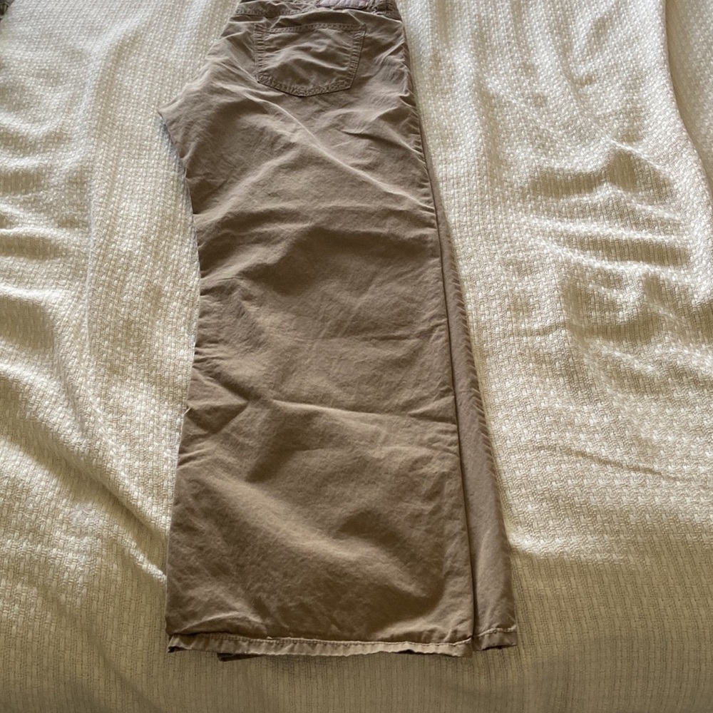 Men's Old Navy khakis